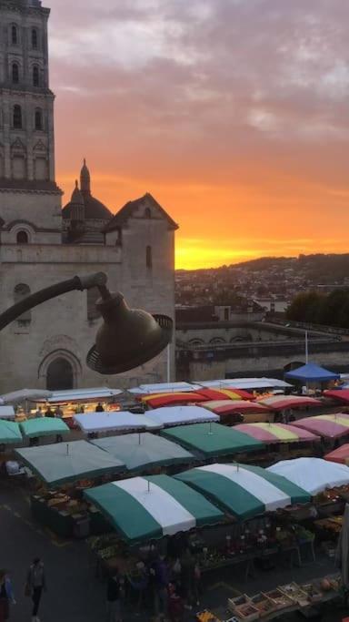 Ferienwohnung Superbe Duplex Vue Cathedrale Exceptionnelle Périgueux Exterior foto