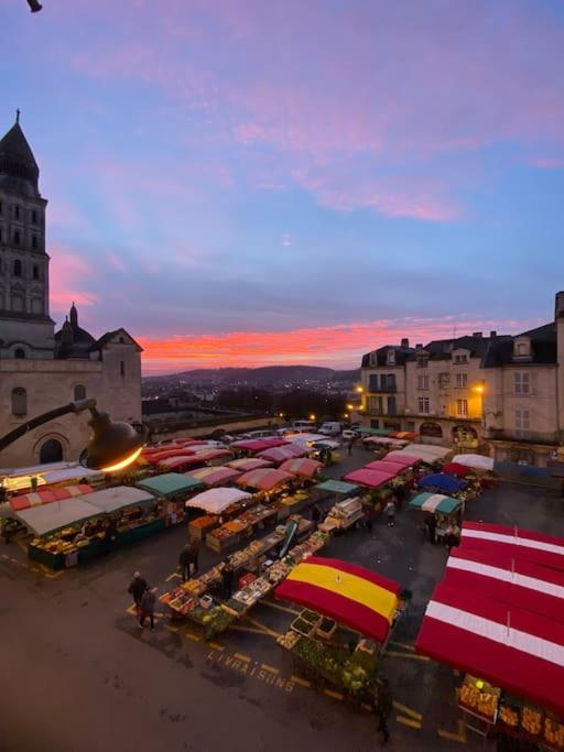 Ferienwohnung Superbe Duplex Vue Cathedrale Exceptionnelle Périgueux Exterior foto